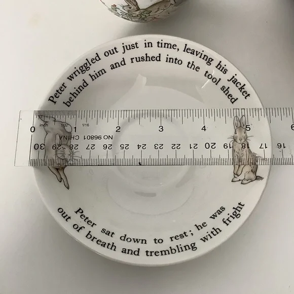 WEDGWOOD Fine China~ Peter Rabbit - Picture 2 of 4